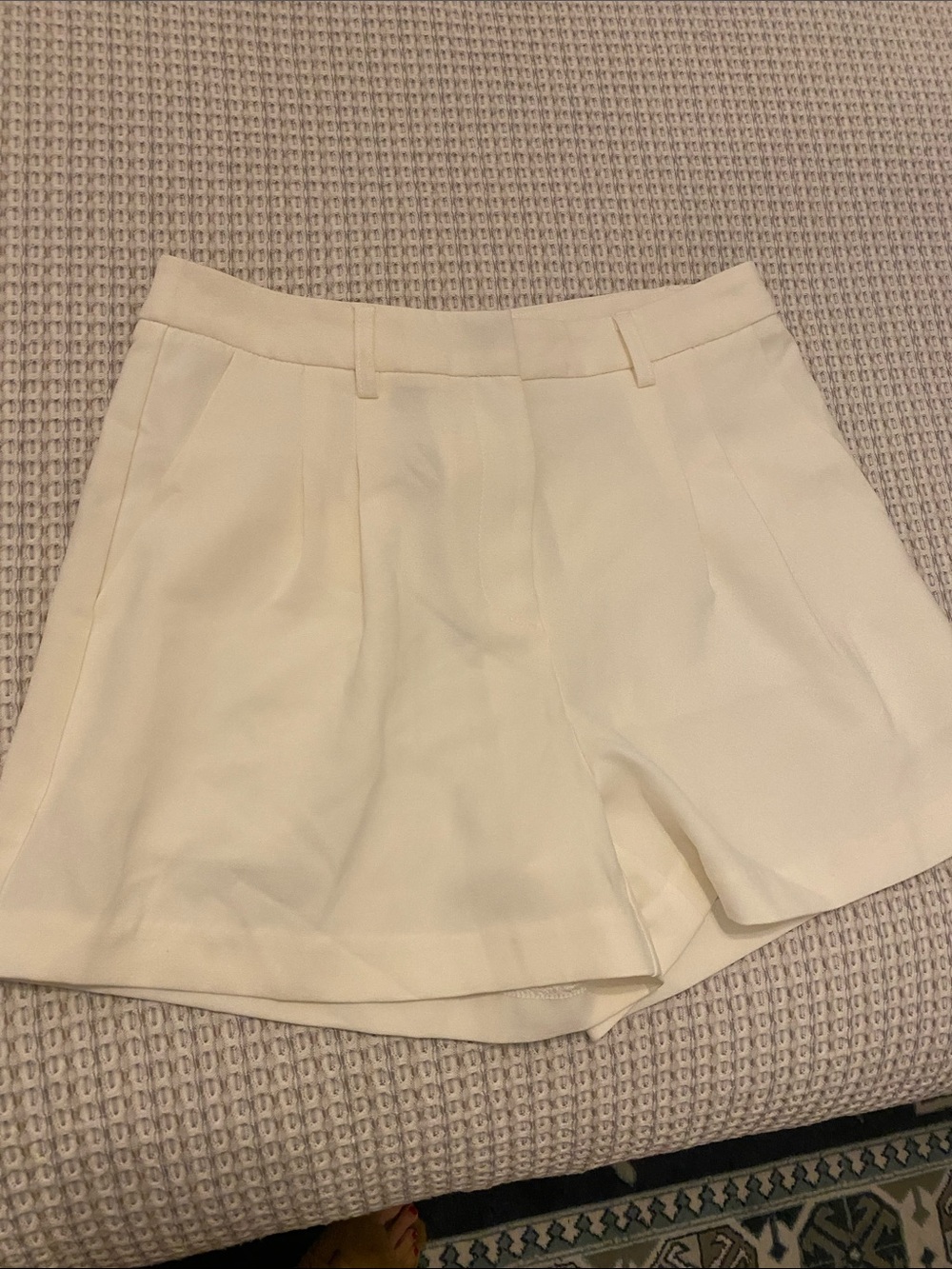 Francesca's Collections Cream Tailored High-Rise Shorts